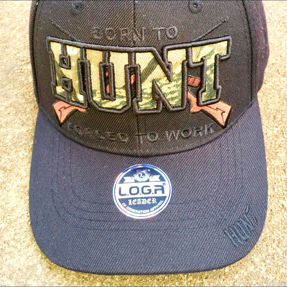 Embroidered born to hunt force to work cap.